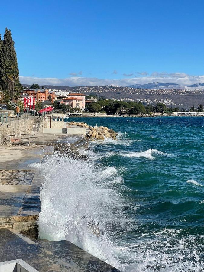 First Row To The Sea Apartment Opatija Ngoại thất bức ảnh