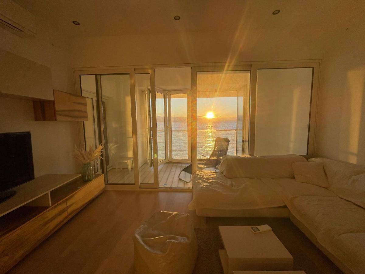 First Row To The Sea Apartment Opatija Ngoại thất bức ảnh